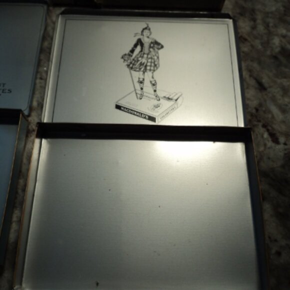 vintage cigarette/tobacco tins~ lot of 4 - Picture 9 of 13